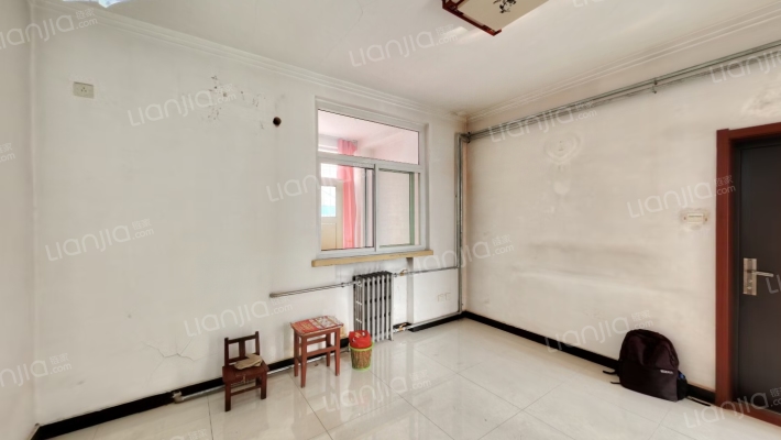 糖烟酒宿舍二手房实景图