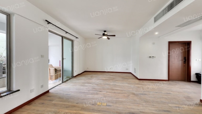 新鸿基悦城二手房实景图