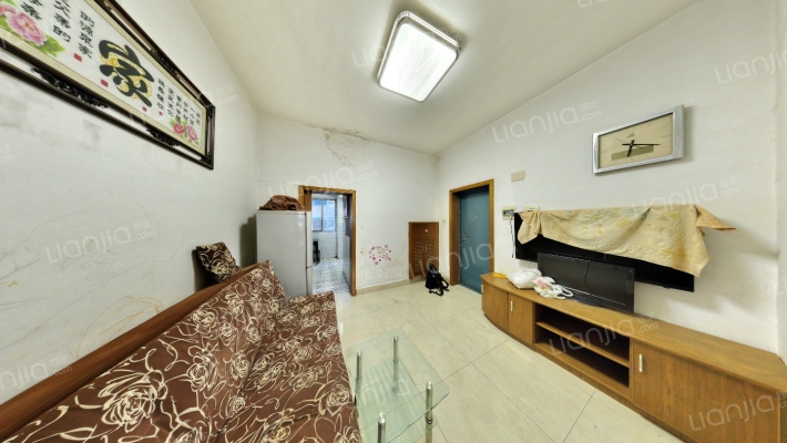 北京东路玻璃厂宿舍二手房实景图