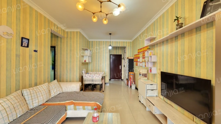 恒生碧水龙庭二手房实景图