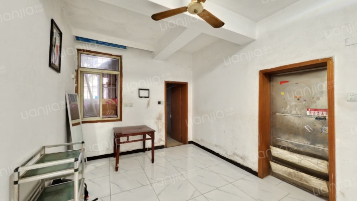 长沙市交通局湘春巷宿舍区二手房实景图