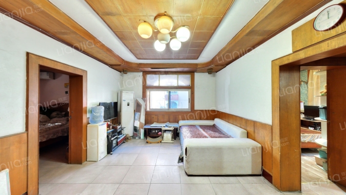 新山村小区东区二手房实景图