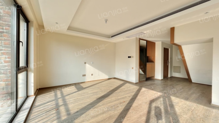 弗农小镇二手房实景图