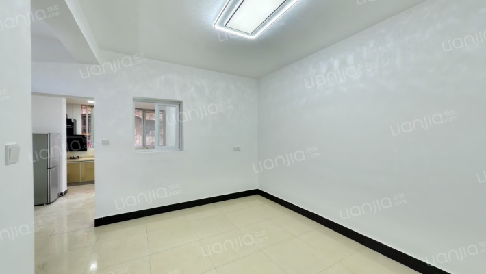 一杆旗东街99号二手房实景图