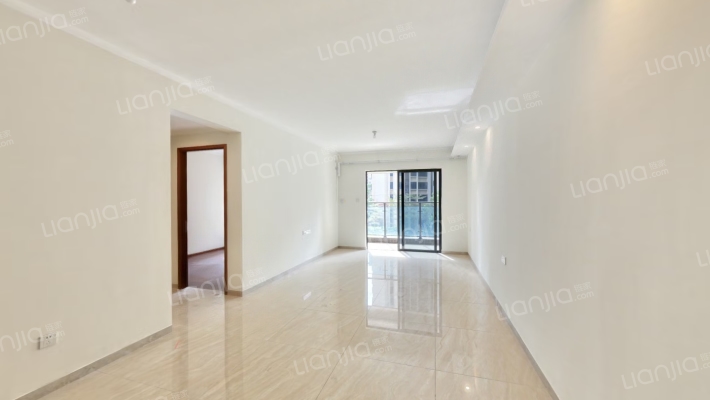 凯德凯荔花园二手房实景图