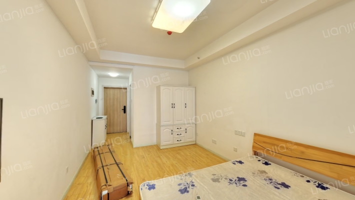 明发财富中心二手房实景图