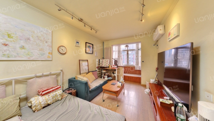 大山子西里二手房实景图