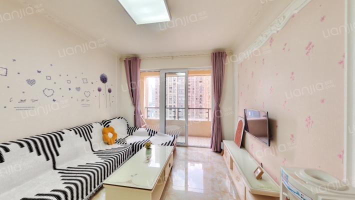 隆基泰和铂悦山二手房实景图