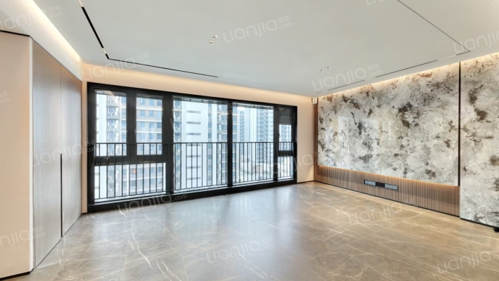 望云二手房实景图