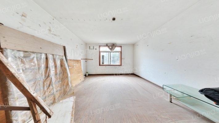 金佳医疗宿舍二手房实景图