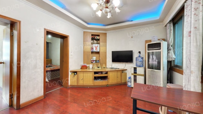 市南路53号二手房实景图