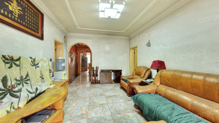 大理石路48号二手房实景图