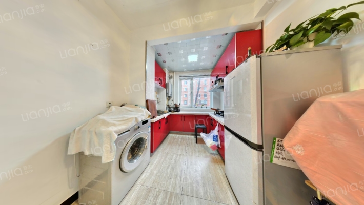 新源西里东街二手房实景图