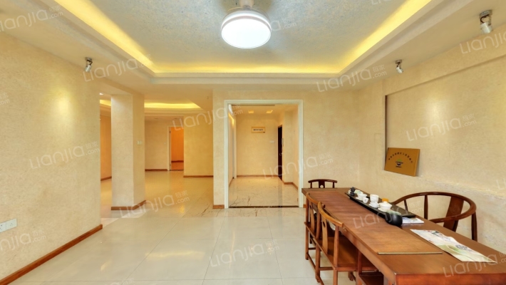 百合苑二手房实景图