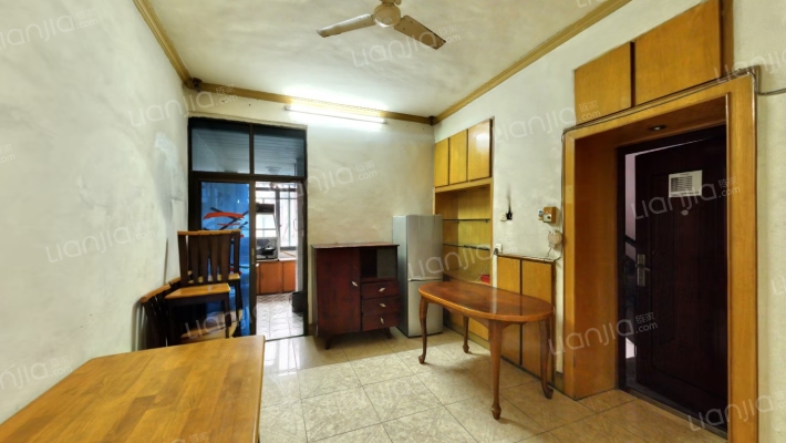 梓潼桥西街18号二手房实景图