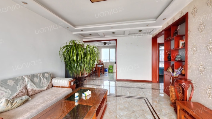 益达湖尚一品二手房实景图