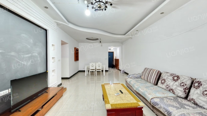 河畔名居B区二手房实景图