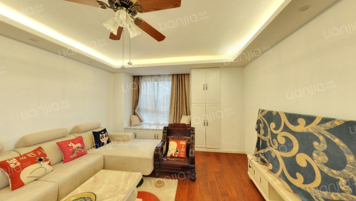 森茂汽车城市广场二手房实景图