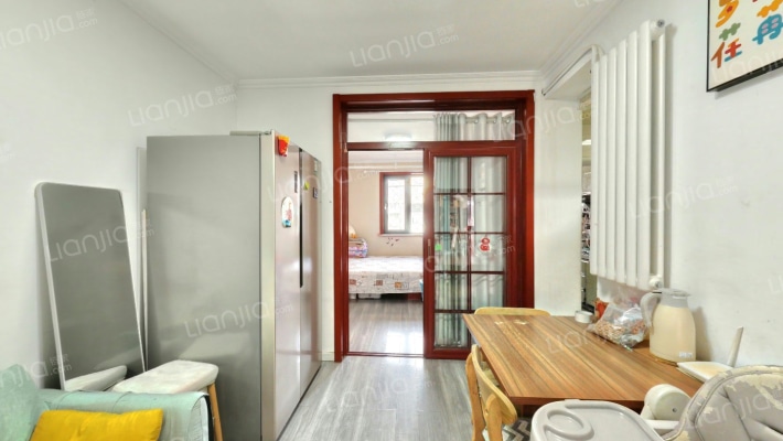 角门13号院二手房实景图