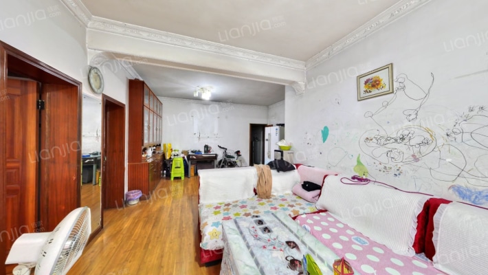 青龙路94号二手房实景图