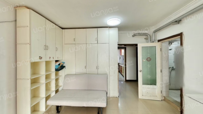 万寿路18号院二手房实景图