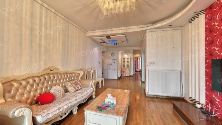 锦宏骏苑南区二手房实景图