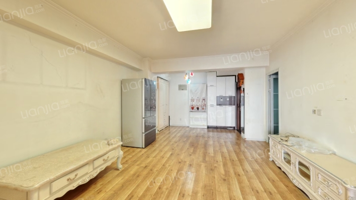 玉泉新城A区二手房实景图