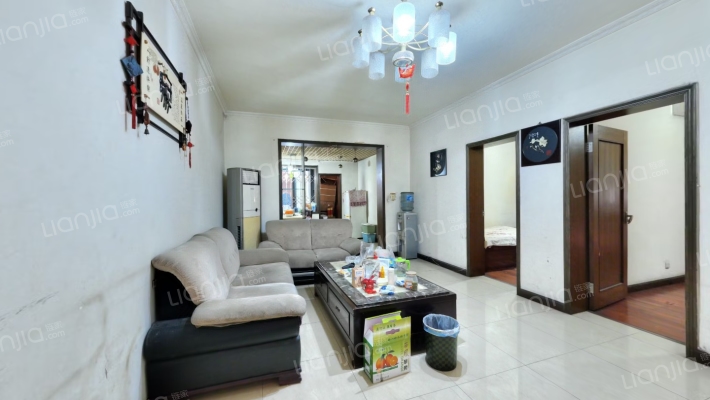 新村河边街11号二手房实景图