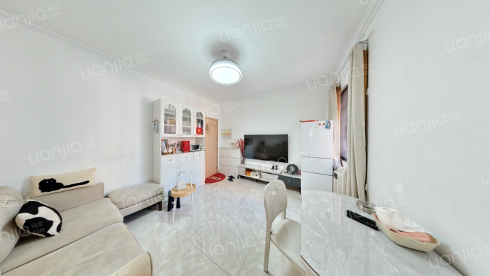 威远市场综合楼二手房实景图