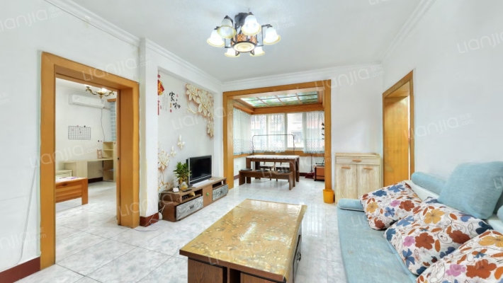 新鸿南一巷33号二手房实景图