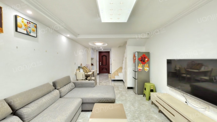 克拉公馆二手房实景图