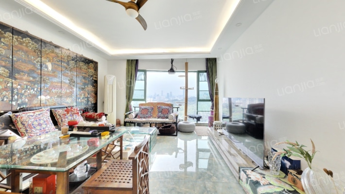 新世界山月居二手房实景图