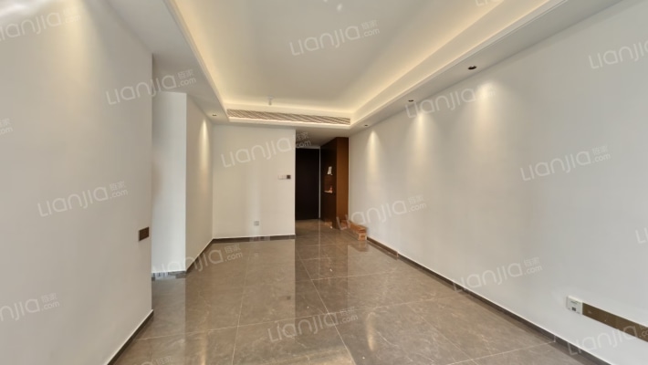 总章翡翠公馆二手房实景图