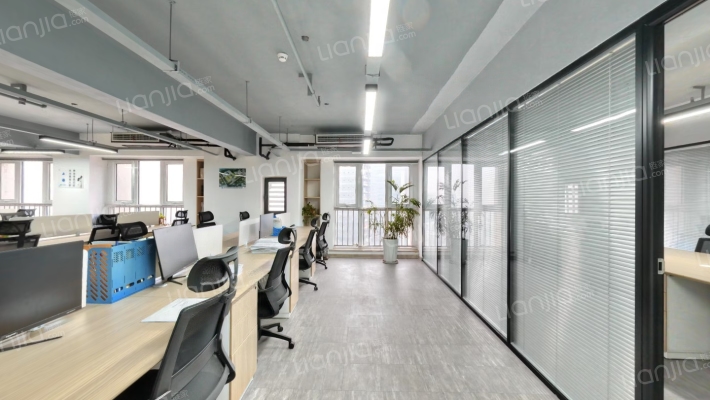 石家庄宝能中心二手房实景图