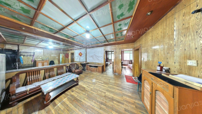 和龙小区二手房实景图