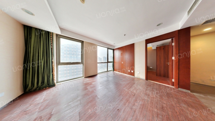 金色海湾·巧克力公寓二手房实景图