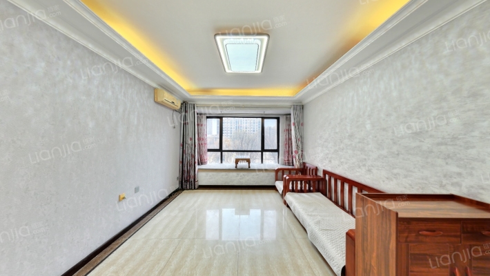 香悦四季东区二手房实景图