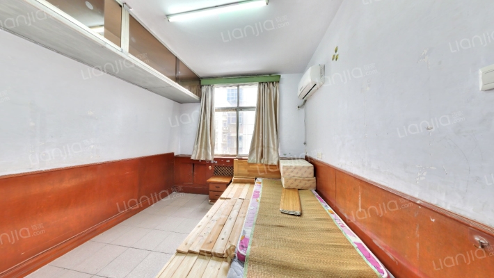 纬三路16号院二手房实景图