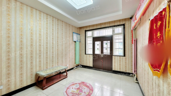 二街居民小区二手房实景图