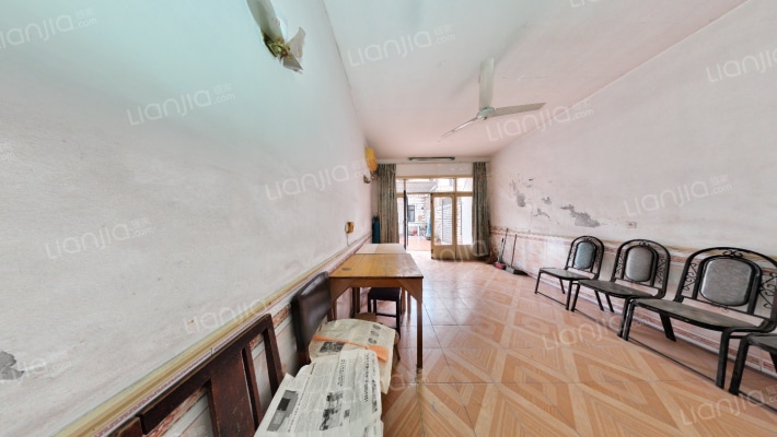 镇南路四弄二手房实景图