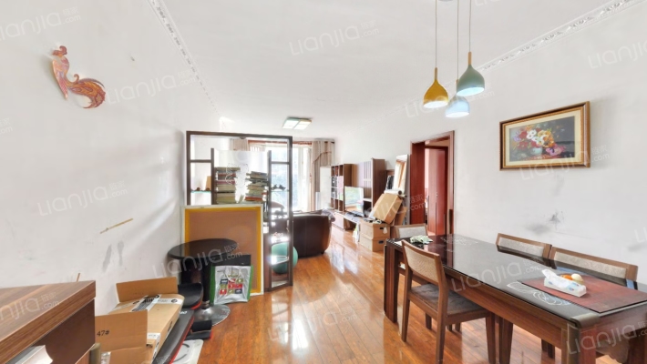 华贵苑二手房实景图