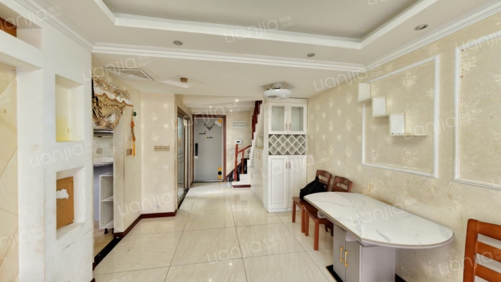 中航MYTOWN二手房实景图