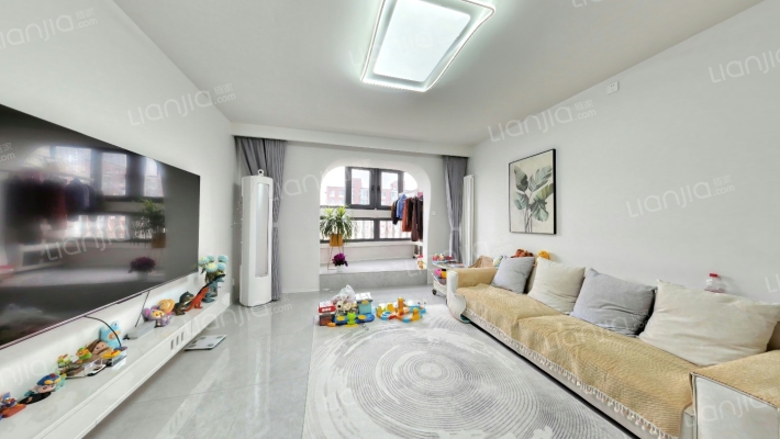 旗舰凯旋二三期二手房实景图