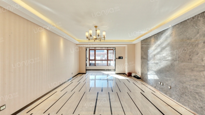 鸿坤花语墅二手房实景图