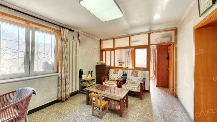 六里桥10号院二手房实景图