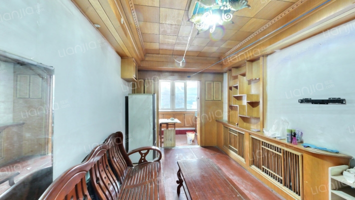 西南路（熟食品区域）二手房实景图