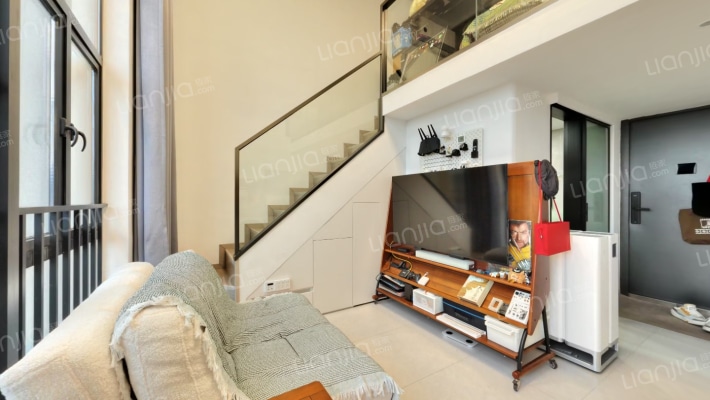 新宝轩V立方二手房实景图