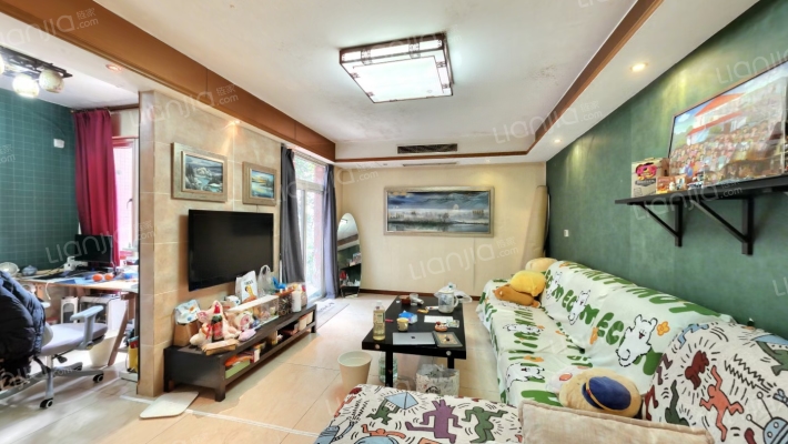 比华利国际城一期二手房实景图