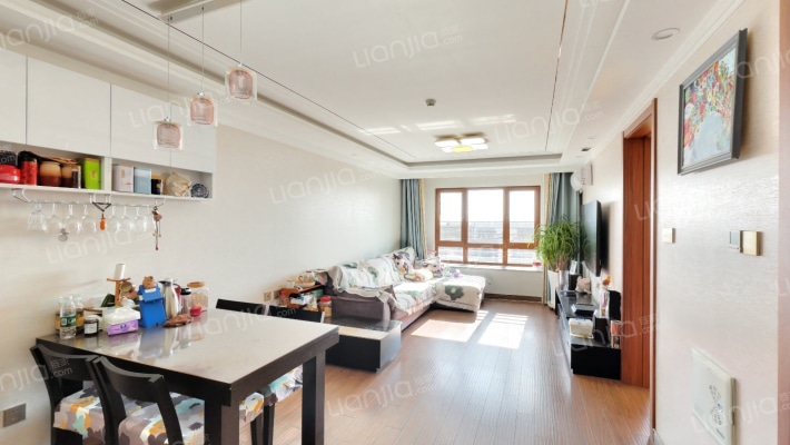 京投银泰万科西华府二手房实景图