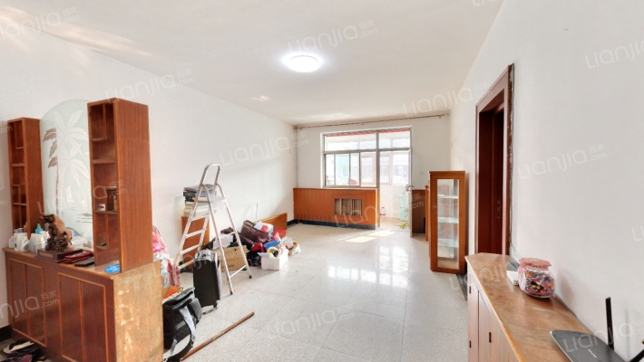 农业发展银行宿舍二手房实景图